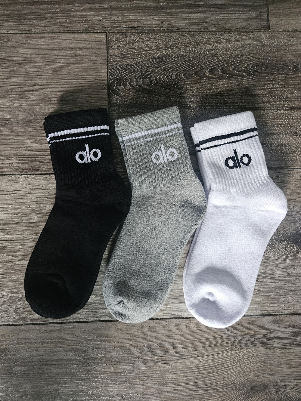 ALO Yoga Womens Crew Socks - Black, Gray, White - 3-Pack